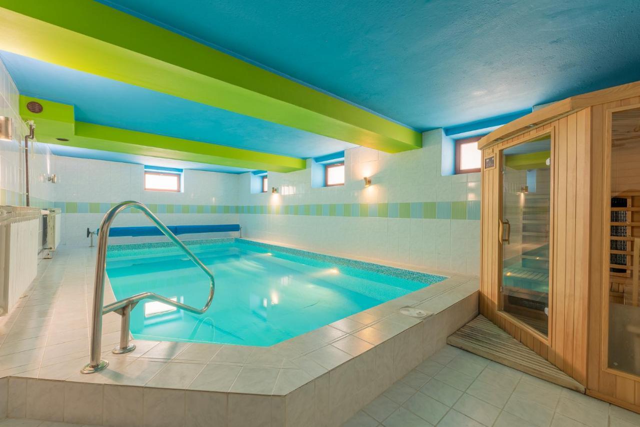 Hotel Stara Posta Filipovice エクステリア 写真