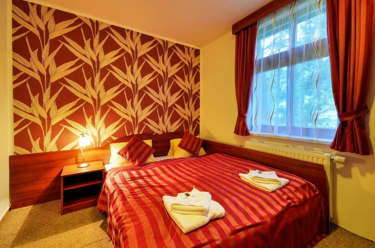Hotel Stara Posta Filipovice エクステリア 写真